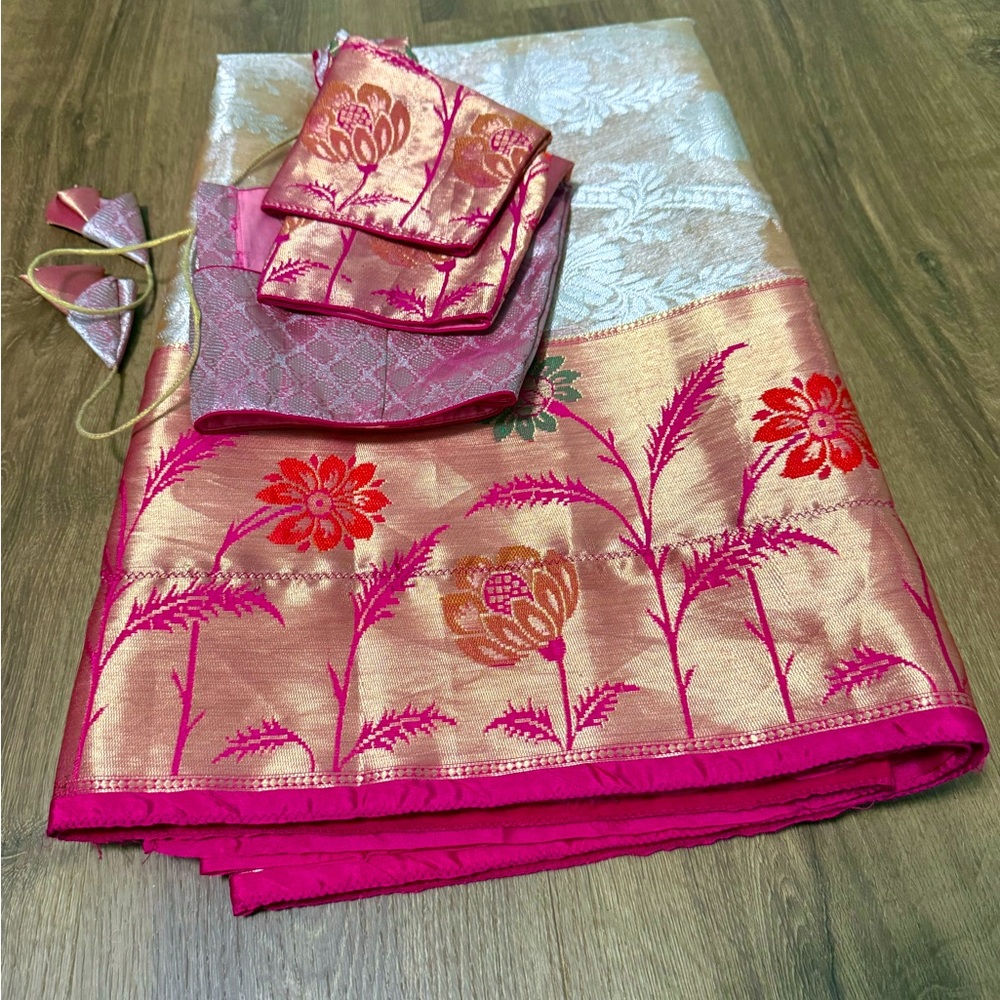 Beautiful banarasi tissue saree